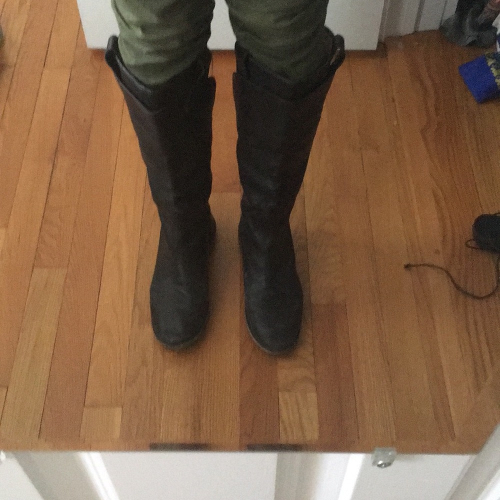 Black Frye leather boots